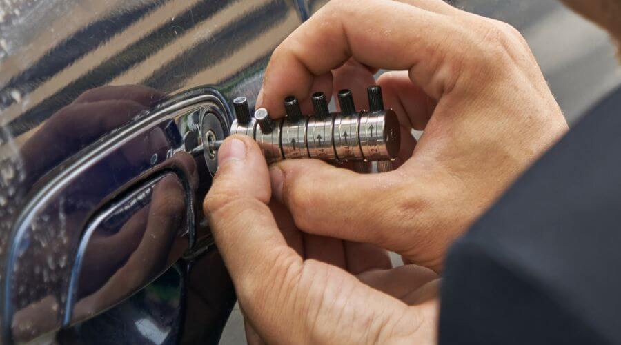 Expert Emergency Roof Repairs services in New Bedford, PA